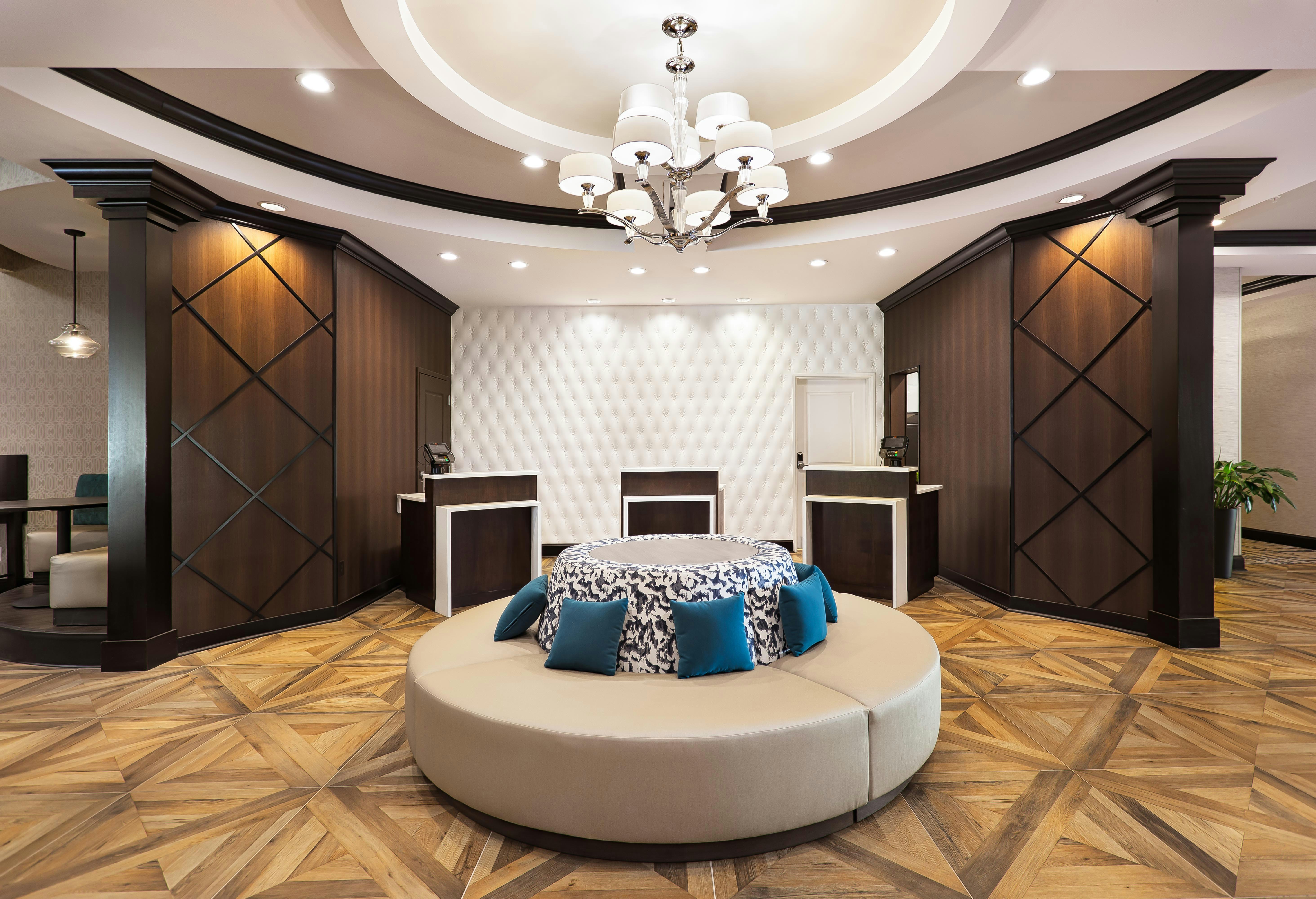 Doubletree By Hilton Charleston Mount Pleasant 6/22