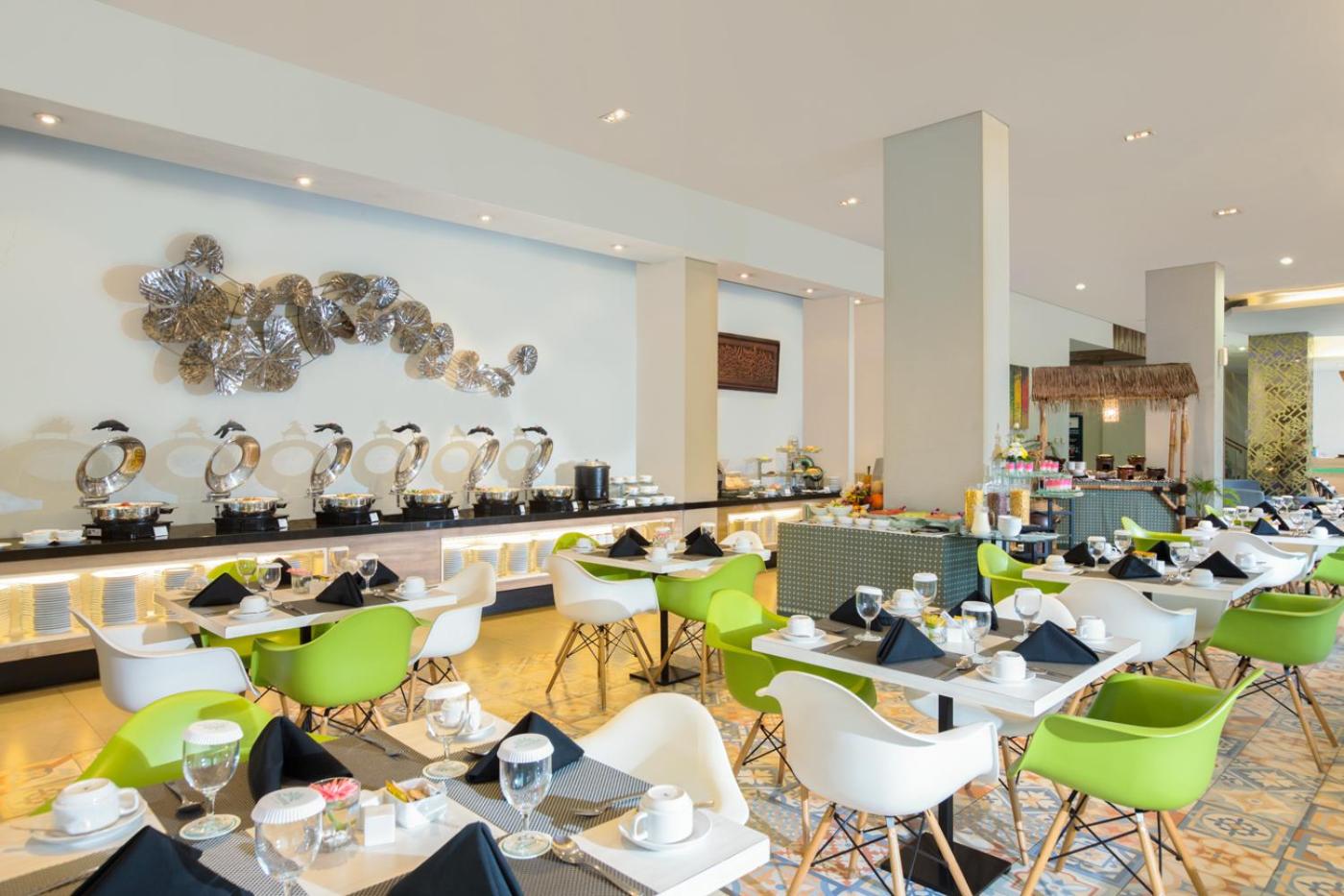 KHAS Surabaya Hotel 49/61