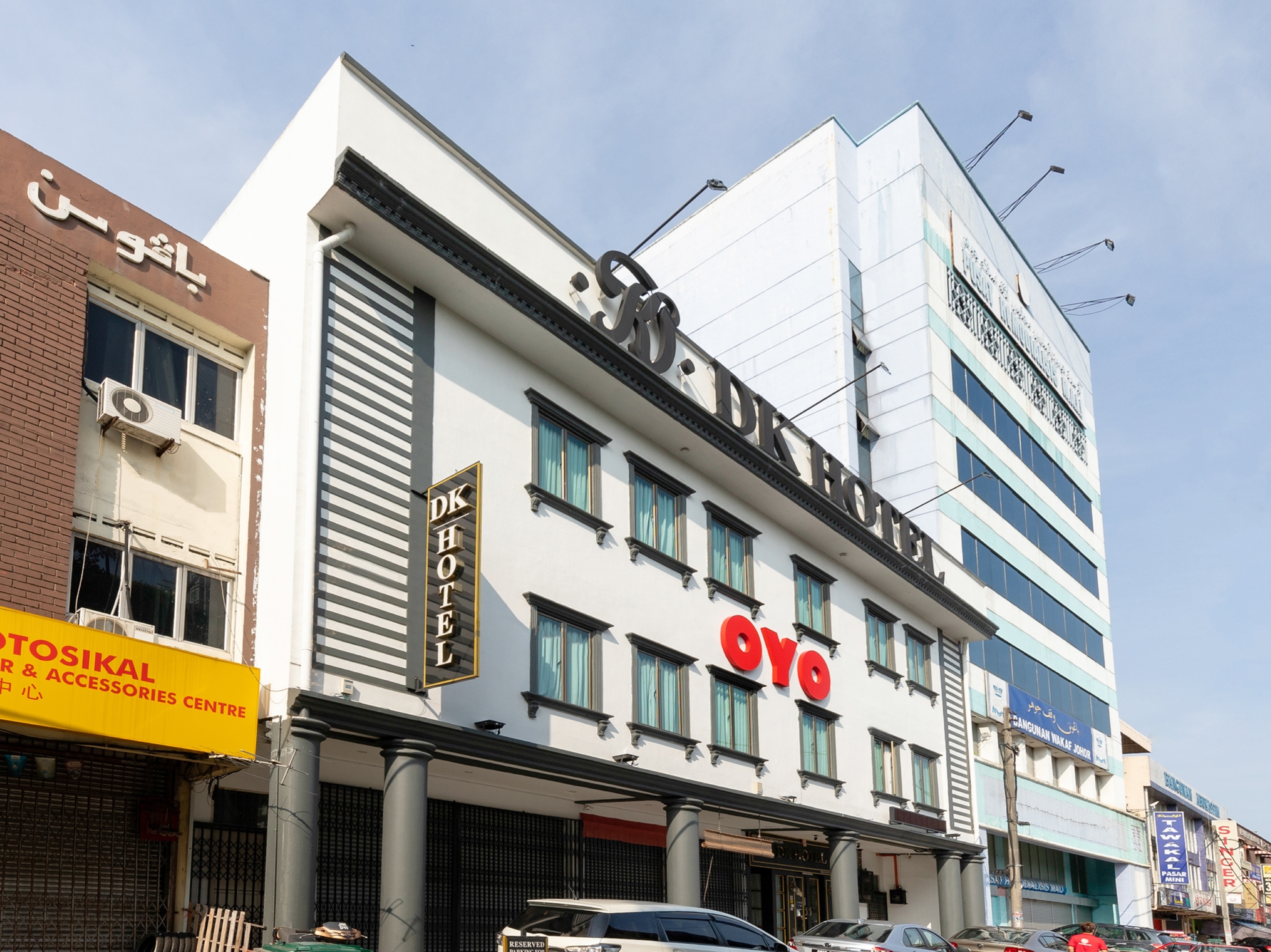 Dk Hotel 3/40