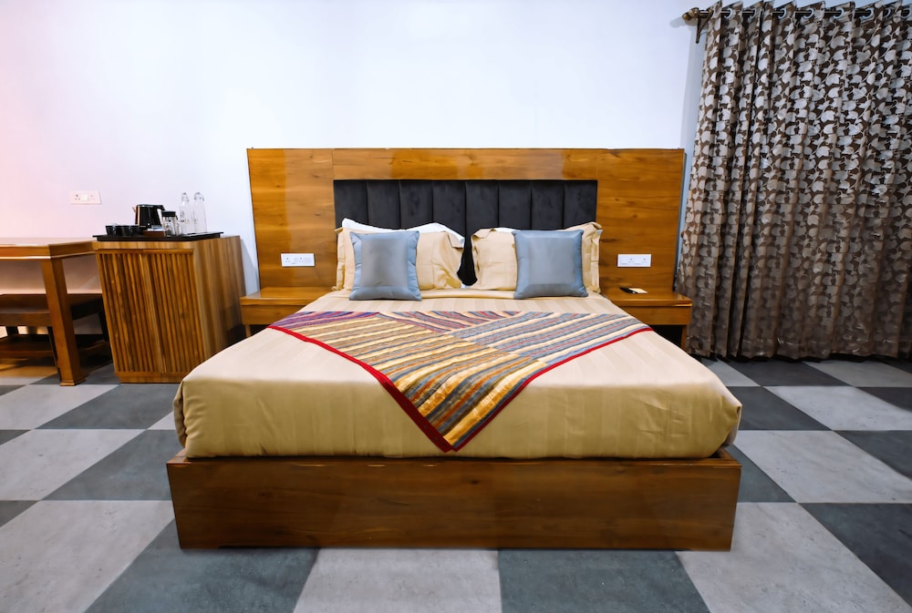 juSTa Lake View Residences, Nainital 21/35