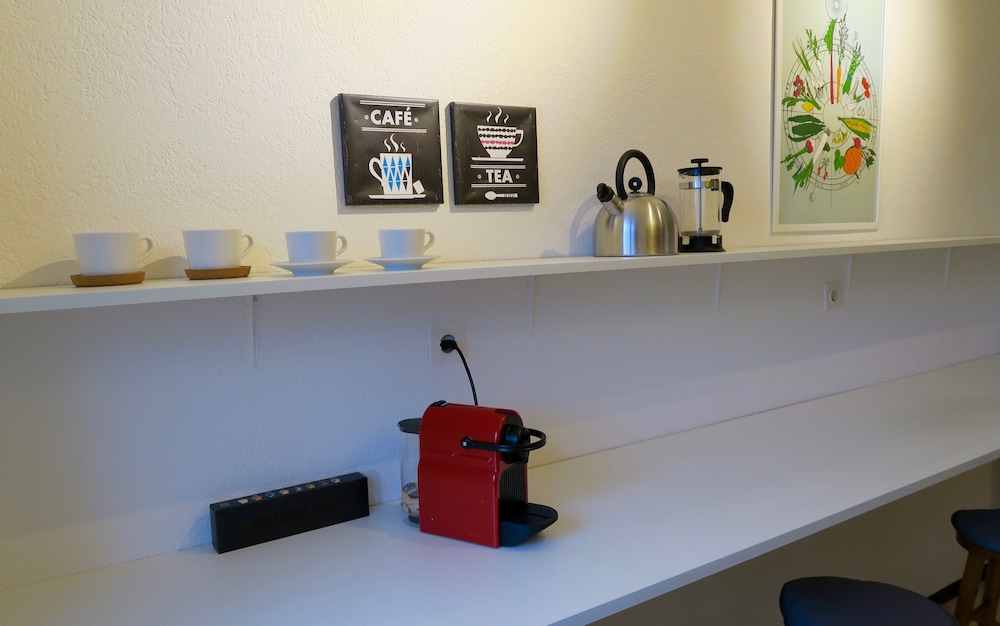 Newly Furnished Apartments In Zurich 4/50