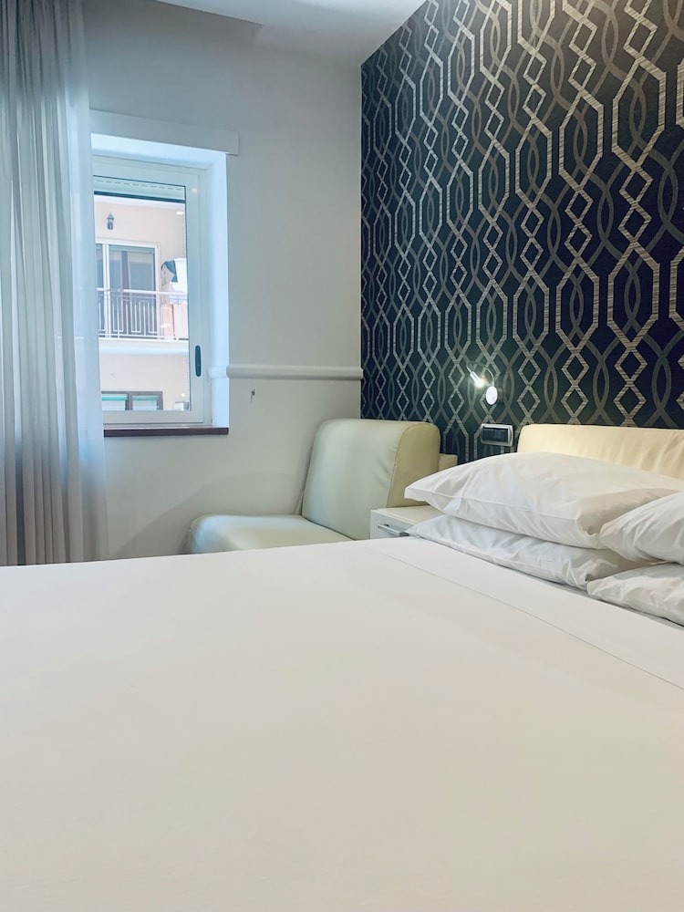 Napoliday Bed & Breakfast Residence 30/66