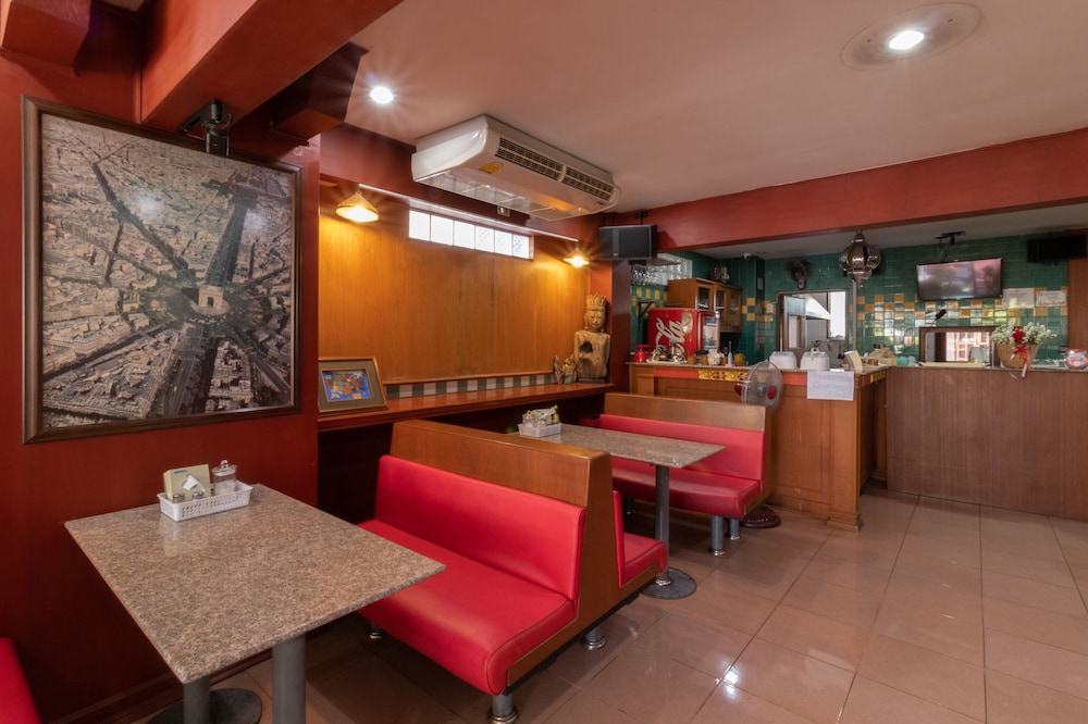 Rendezvous Oldtown Chiangmai (SHA Extra Plus) 34/50