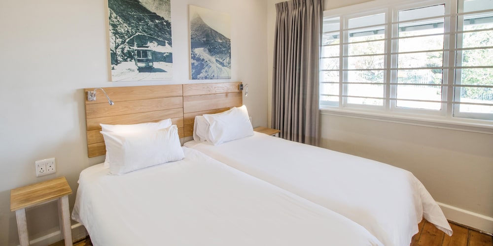 Camps Bay Village 16/50