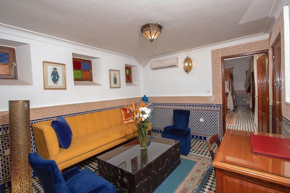 Riad Myra 13/75