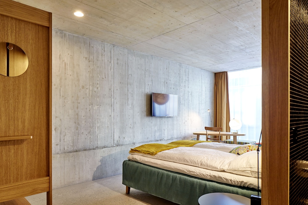 Nomad Design Lifestyle Hotel 33/73