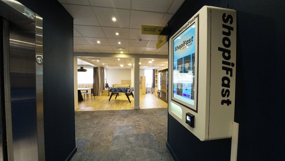 Ibis Lyon Est Bron 4/67