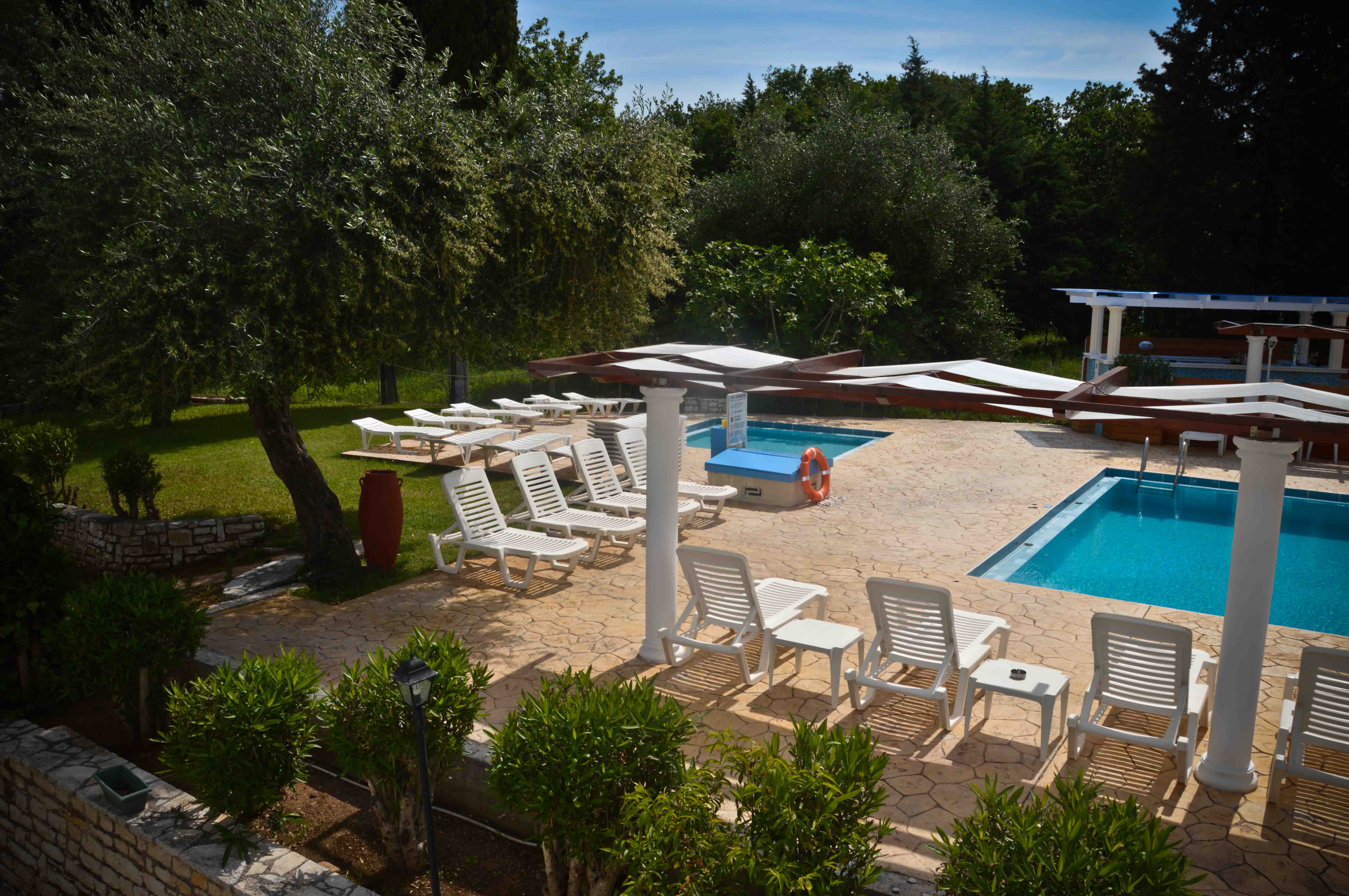 KATIA APARTMENTS 40/46