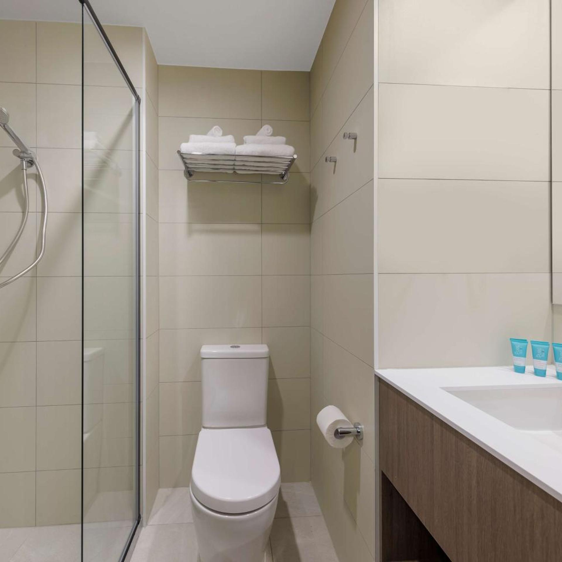 غرفة تنفيذية بسرير فردي وسرير كوين بإطلالة على المدينة، Best Western Queen Victoria Market Hotel 6/11
