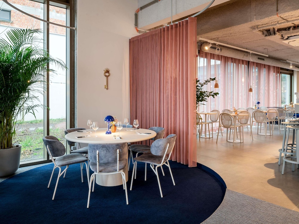 Ibis Budget Gent Centrum Dampoort 45/63