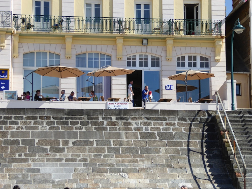 Kyriad Saint Malo Centre Plage 37/50
