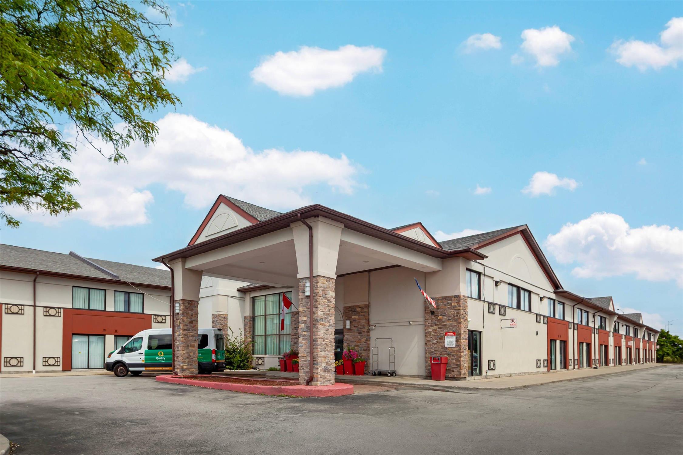 Quality Inn & Suites Mississauga 38/41