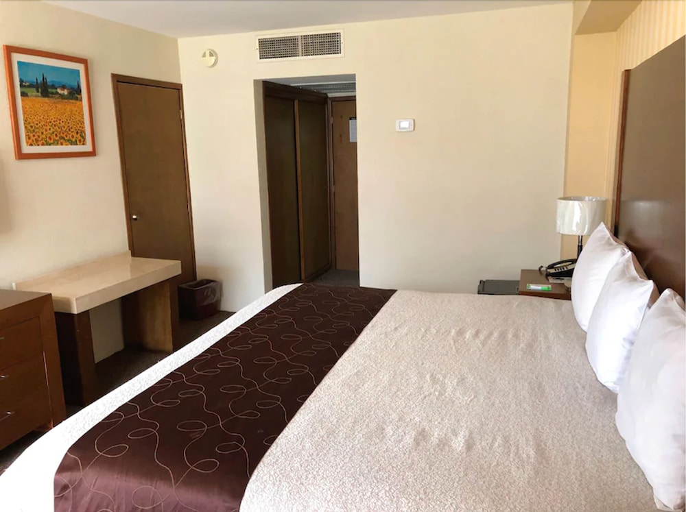 Hotel Las Trojes 12/58