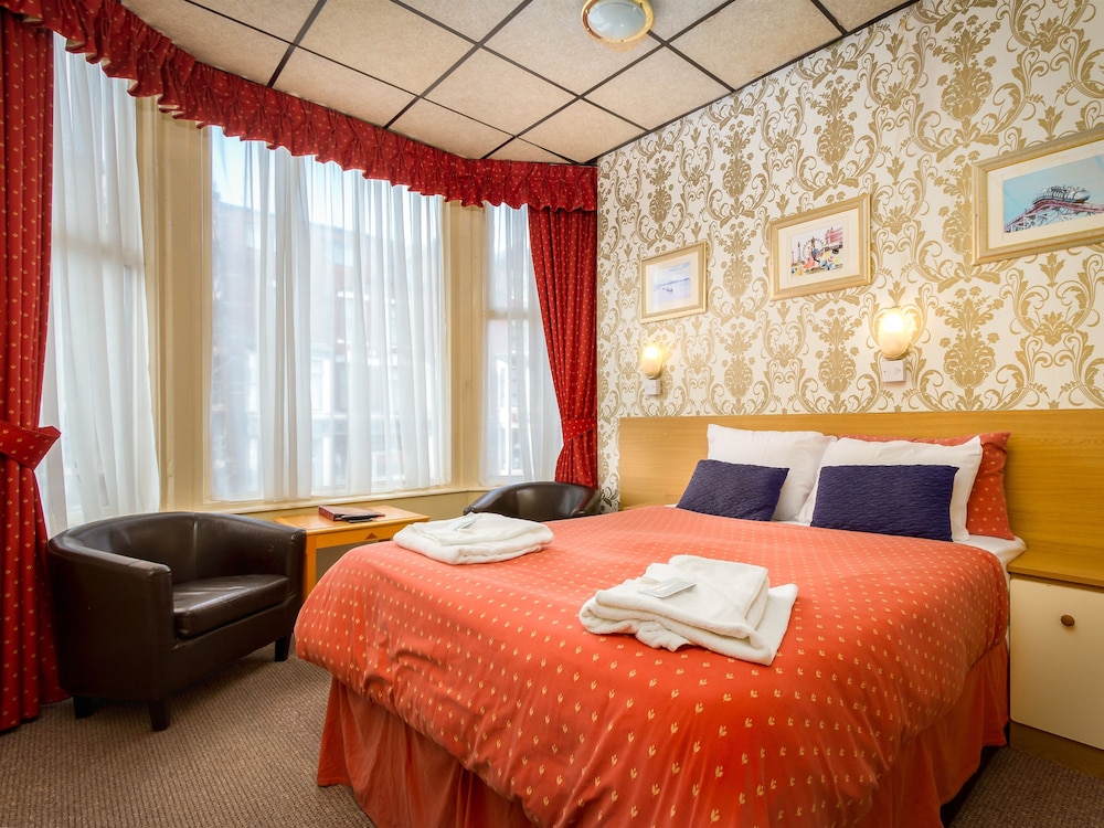 The Oak Lea Hotel 11/40