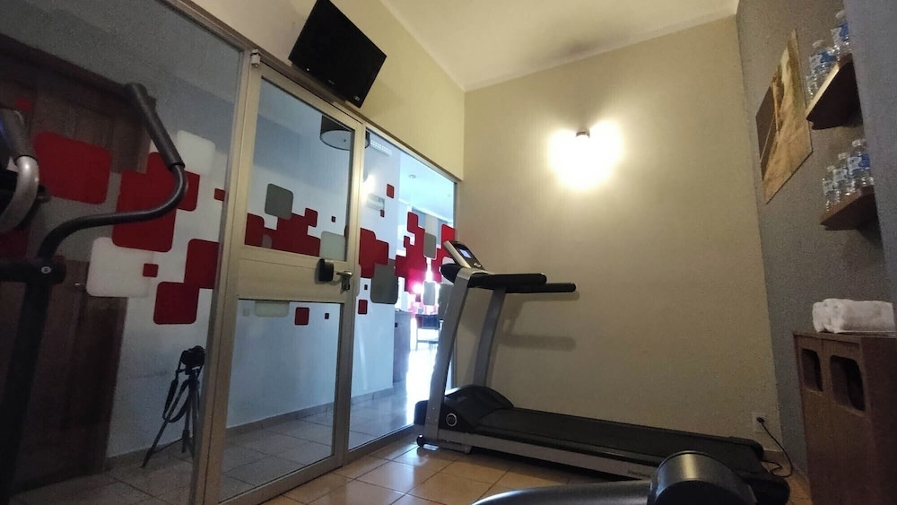 Hotel Mateos 1215 30/42