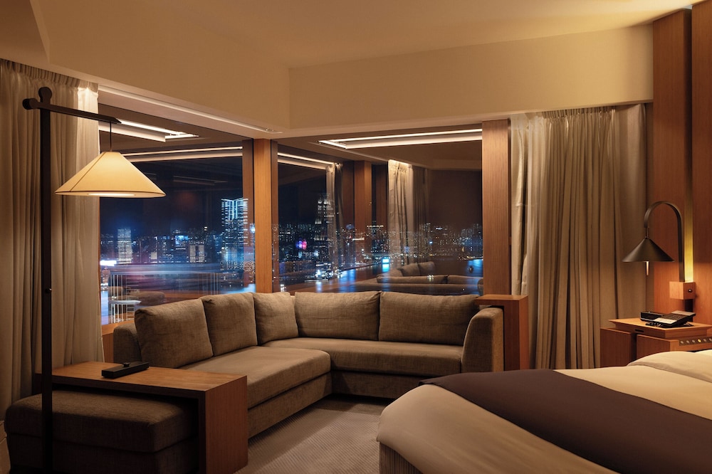 Upper House Hong Kong 25/65