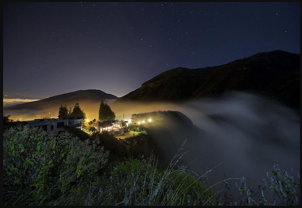 Hotel El Crater 16/24