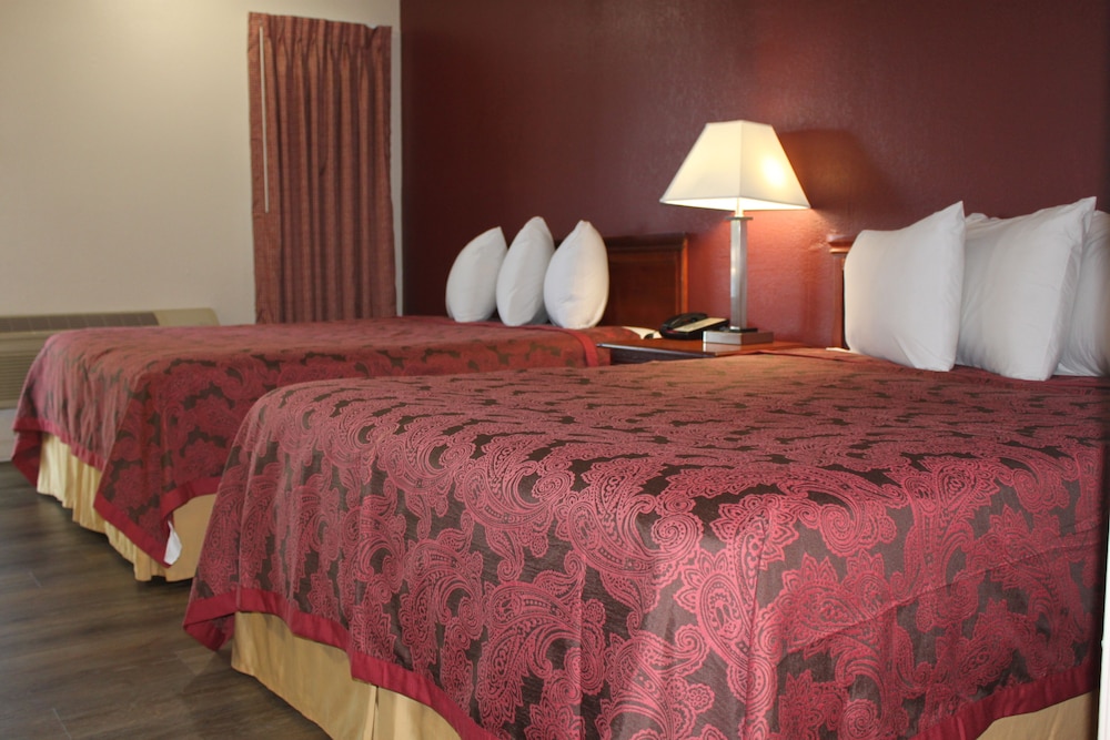 Travel Inn of Buford 33/54