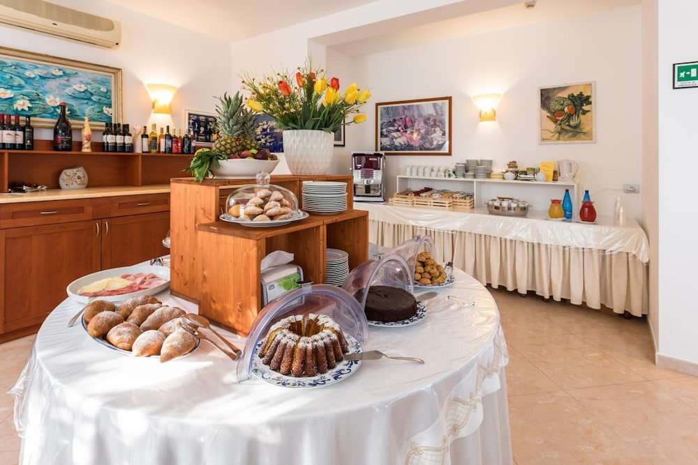 Albergo Villa A Mare 11/28