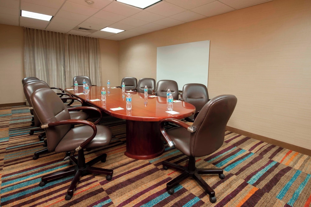 Fairfield Inn Suites el Centro 44/50