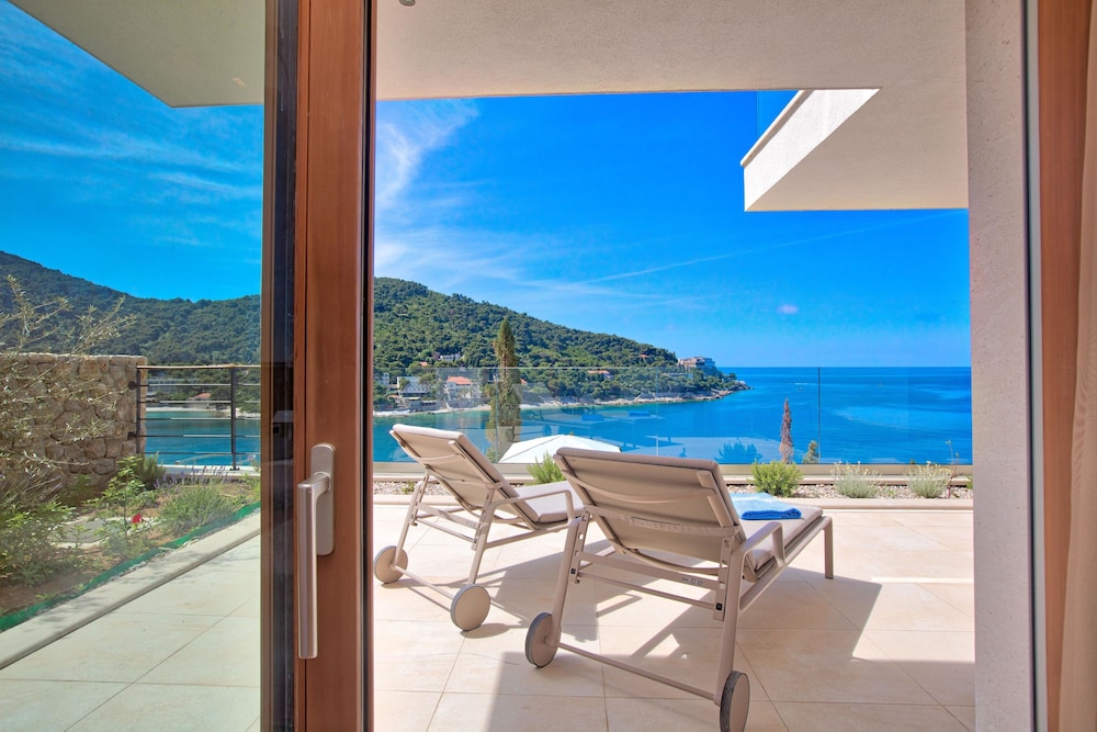 VILLA MALO MORE 20/47