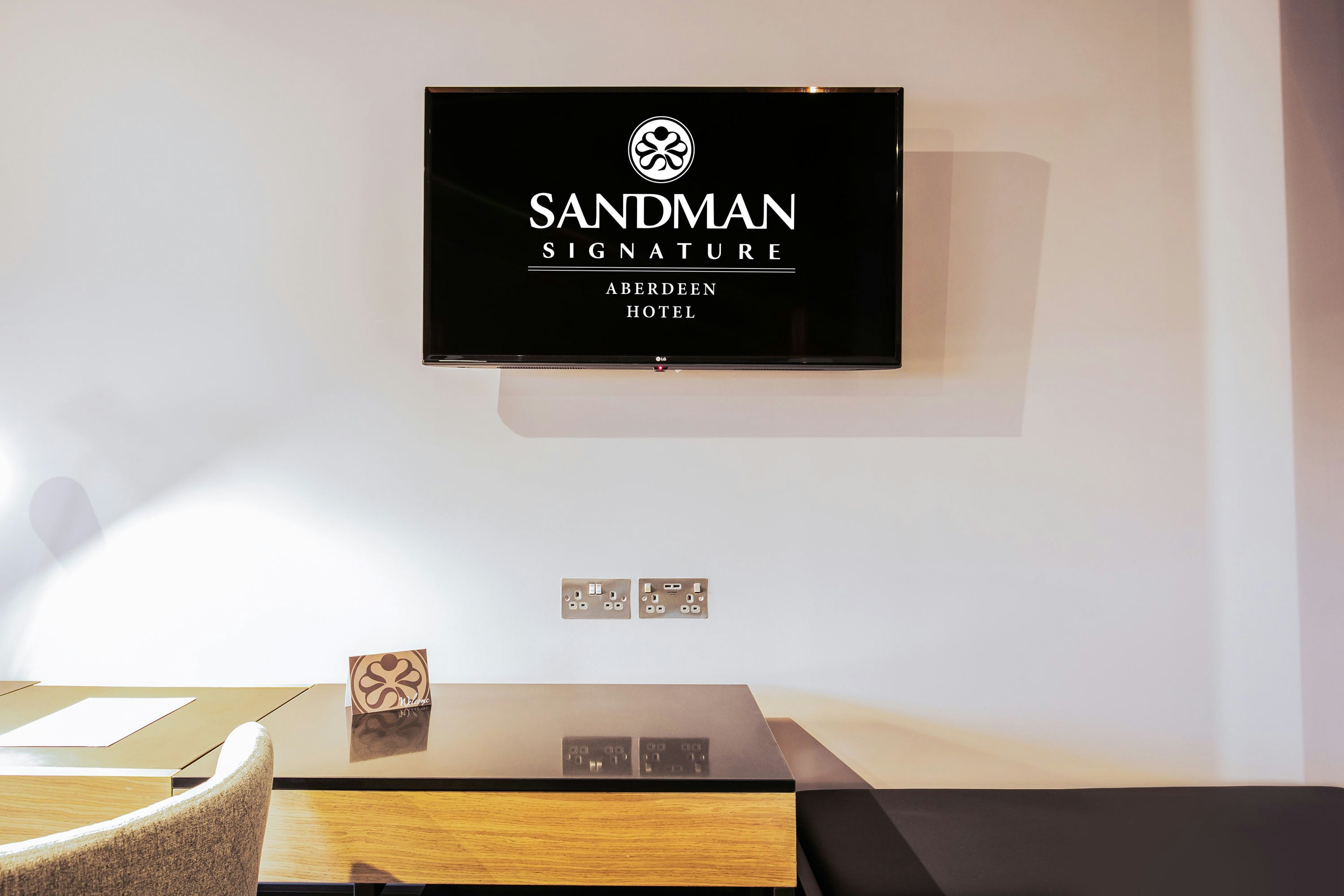 Sandman Signature Aberdeen Hotel 51/82