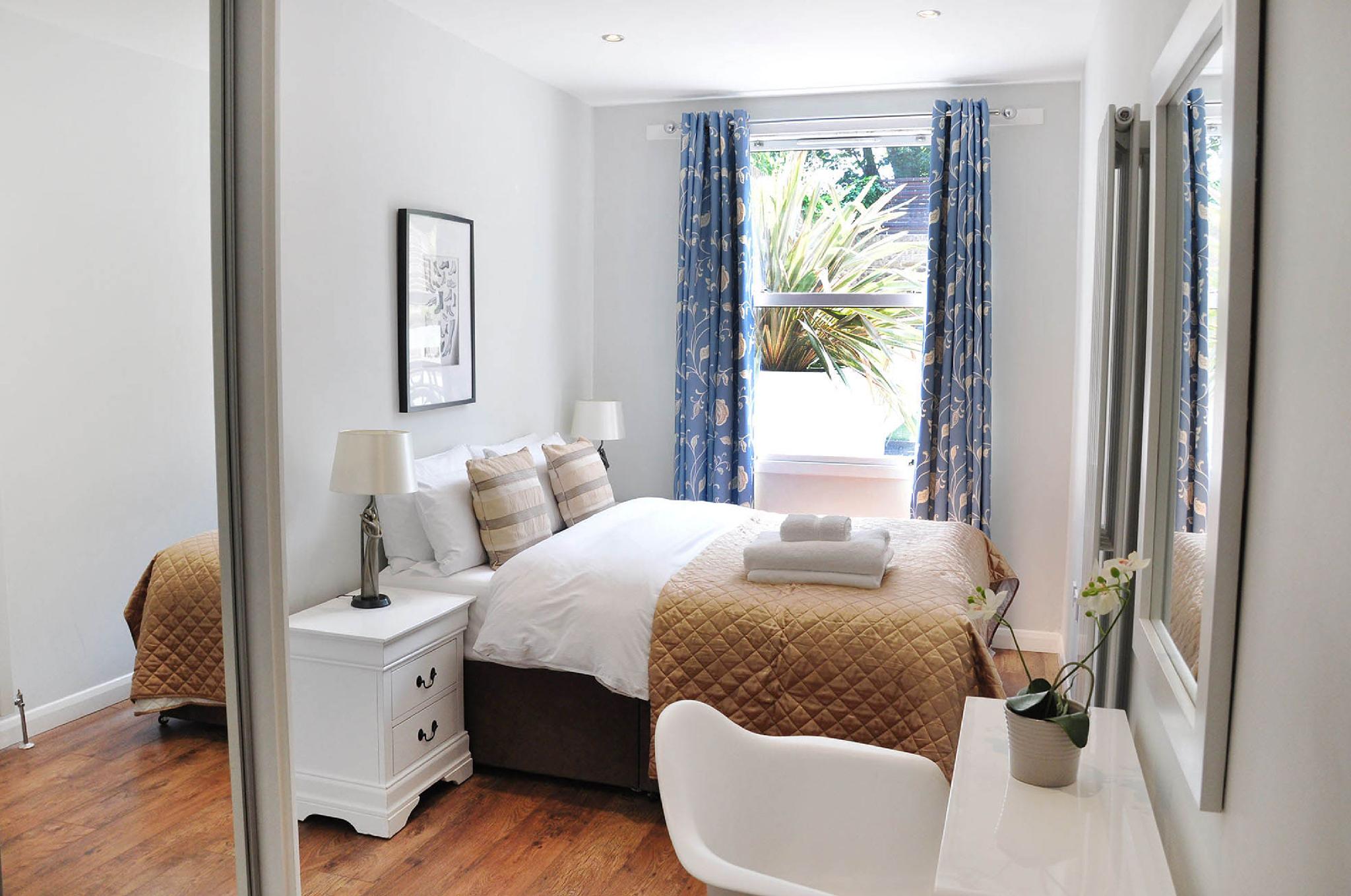 2 BEDROOMS, APARTMENT, PRIVATE GARDEN