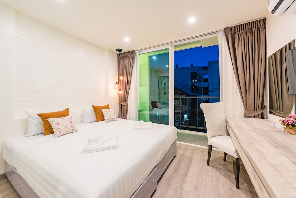 Lullabella Hotel 12/50