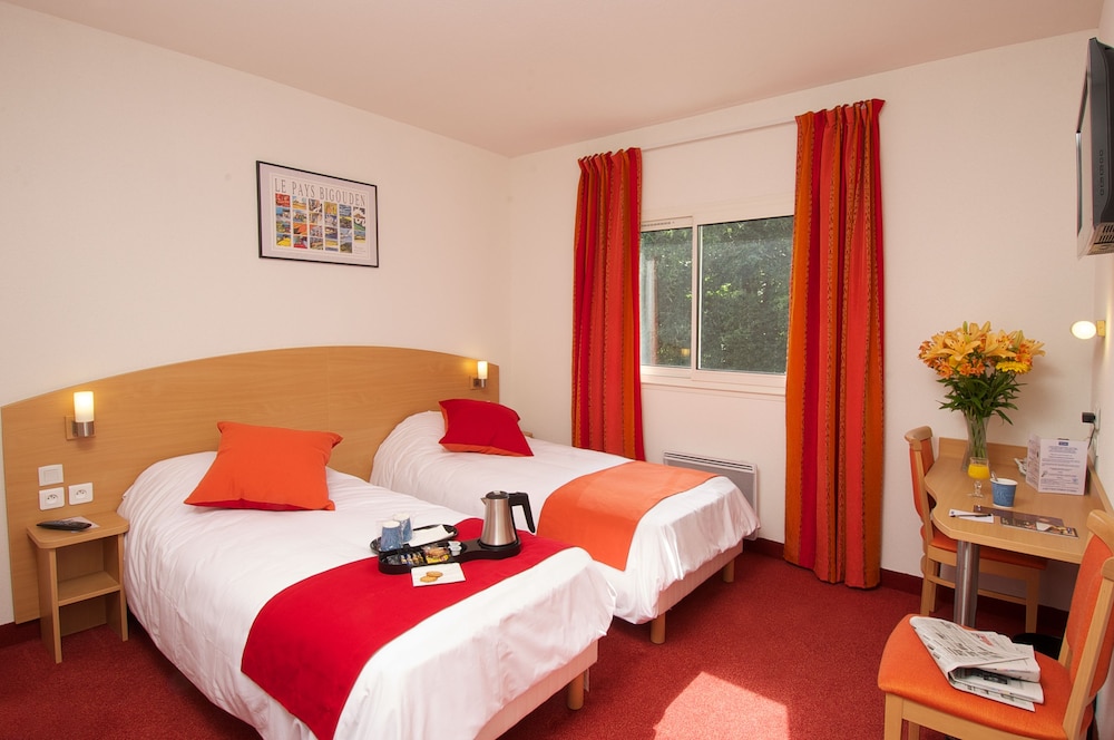 Hotel Kyriad Quimper Pont L Abbe 16/45