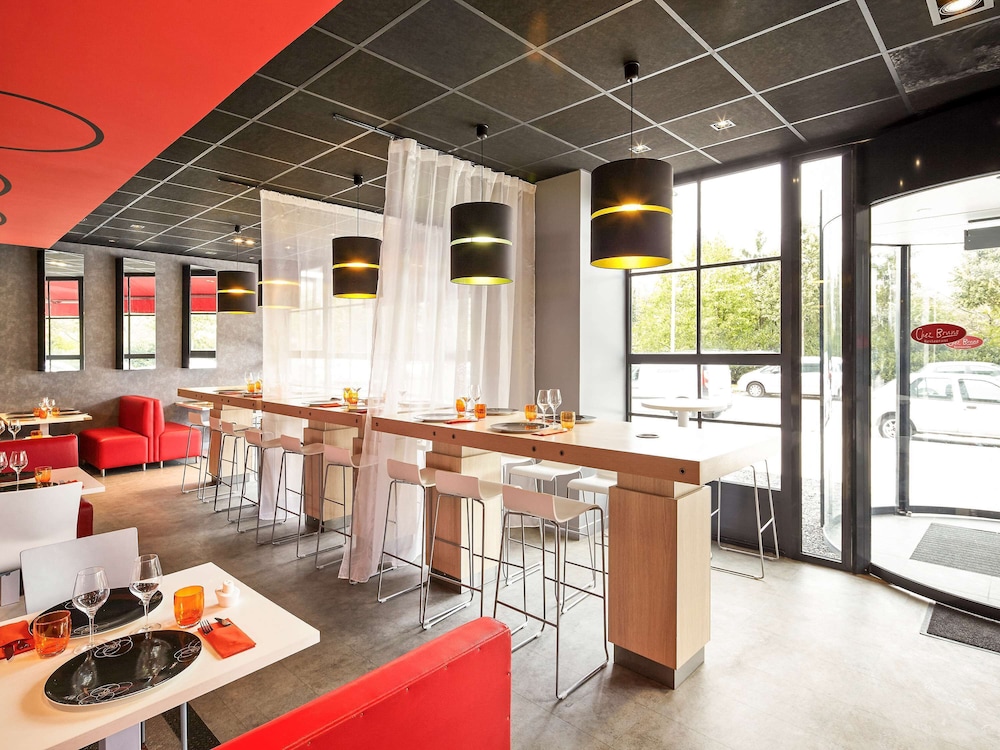 Ibis Marne La Vallee Champs 43/57