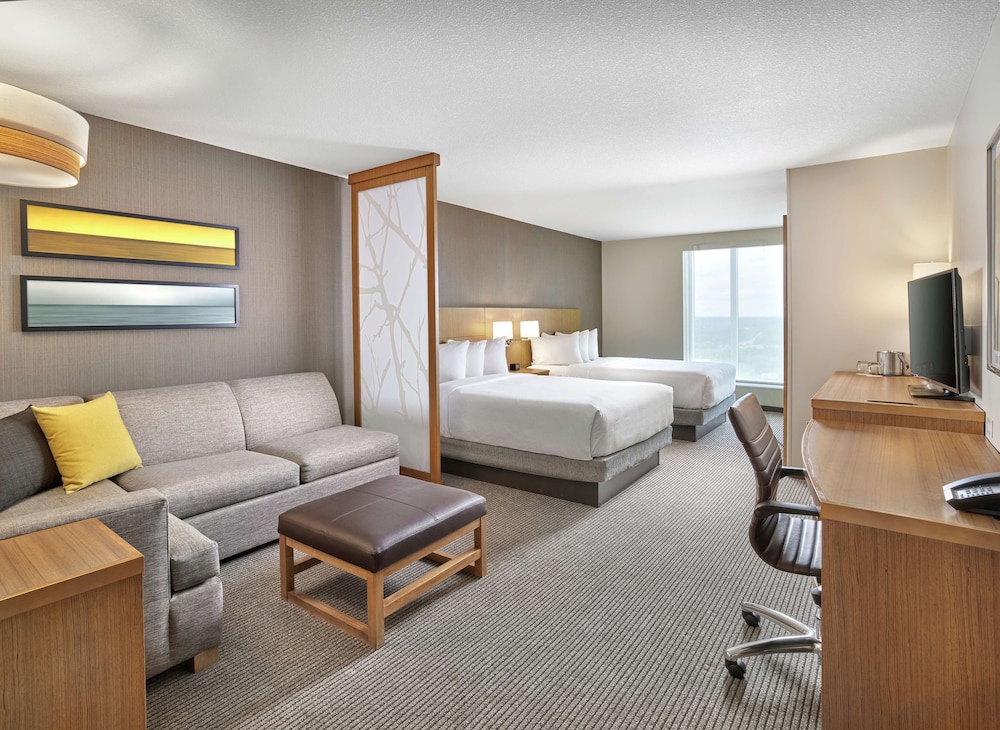 DoubleTree by Hilton Edmonton Downtown 18/50