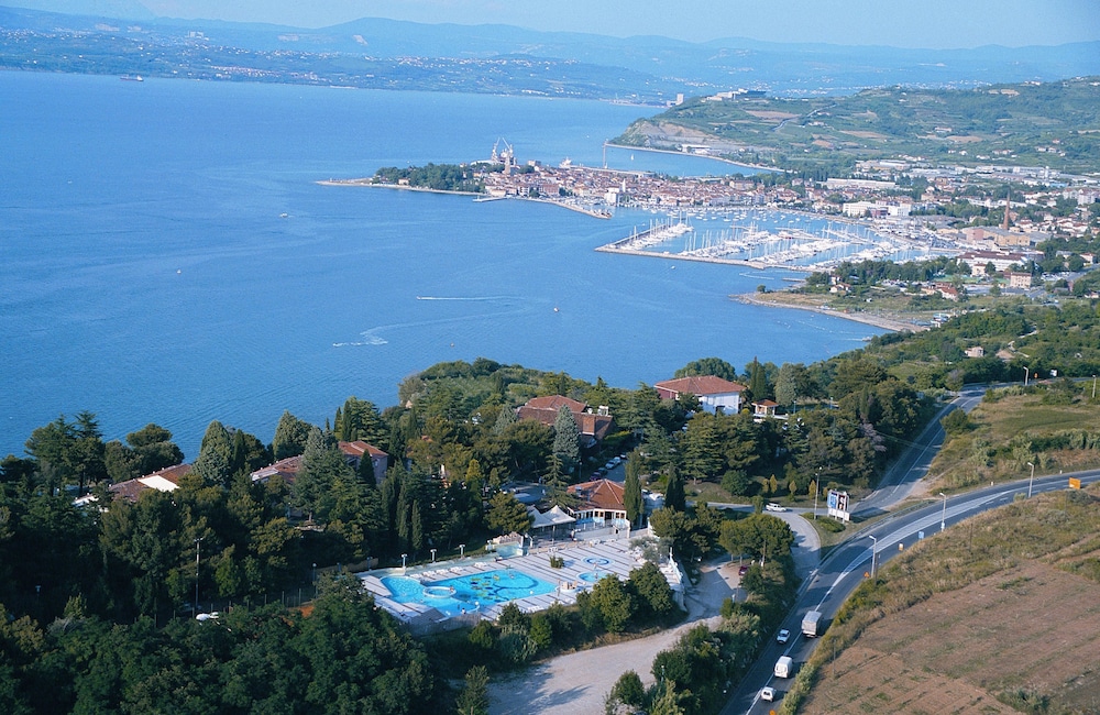 Belvedere Resort Hotels 13/62