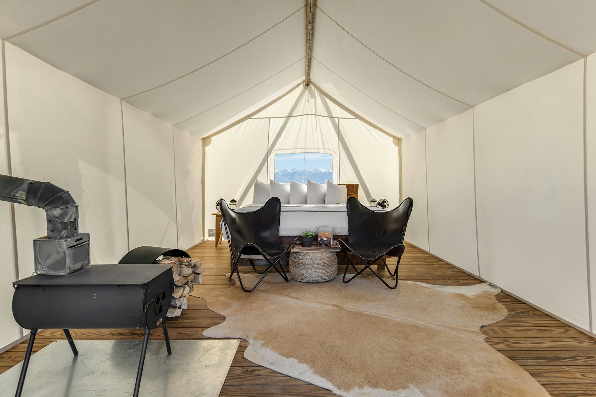 Under Canvas Moab 18/26