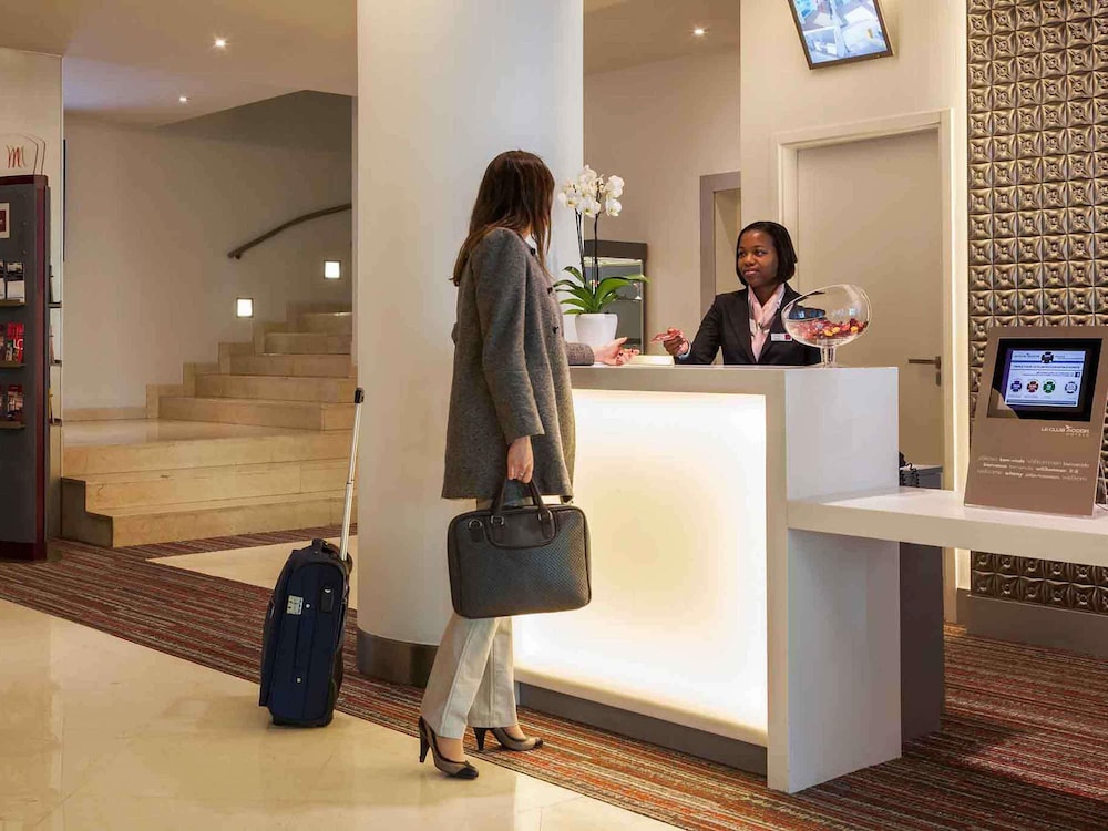 Mercure Lisboa 10/73