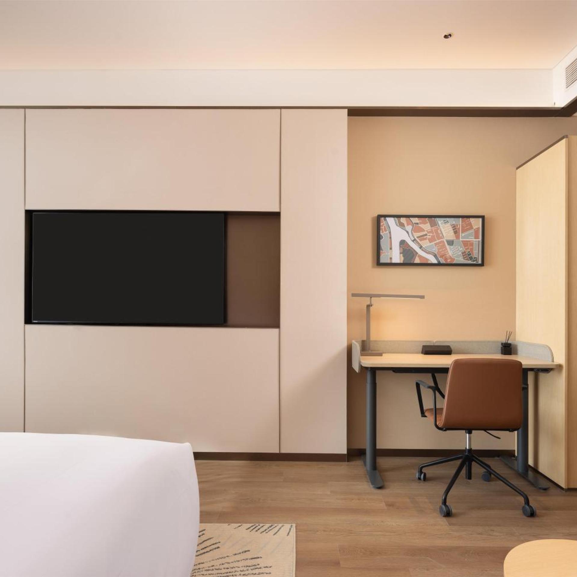 Hilton Garden Inn Jinghe County 42/52