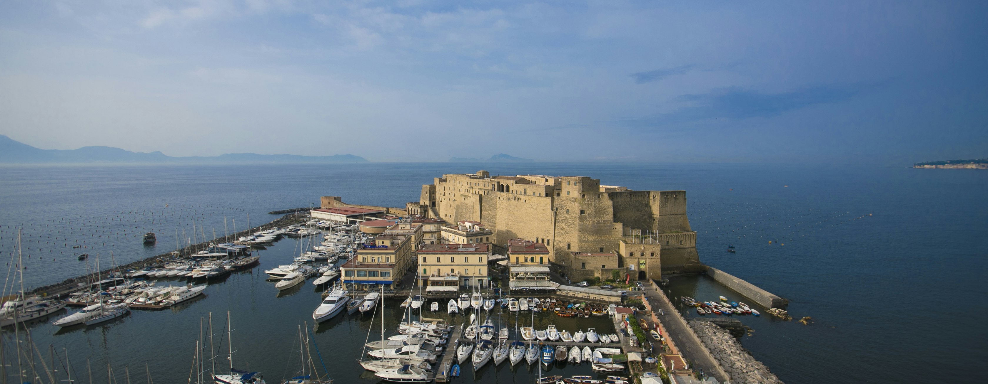 Grand Hotel Vesuvio Naples 43/50