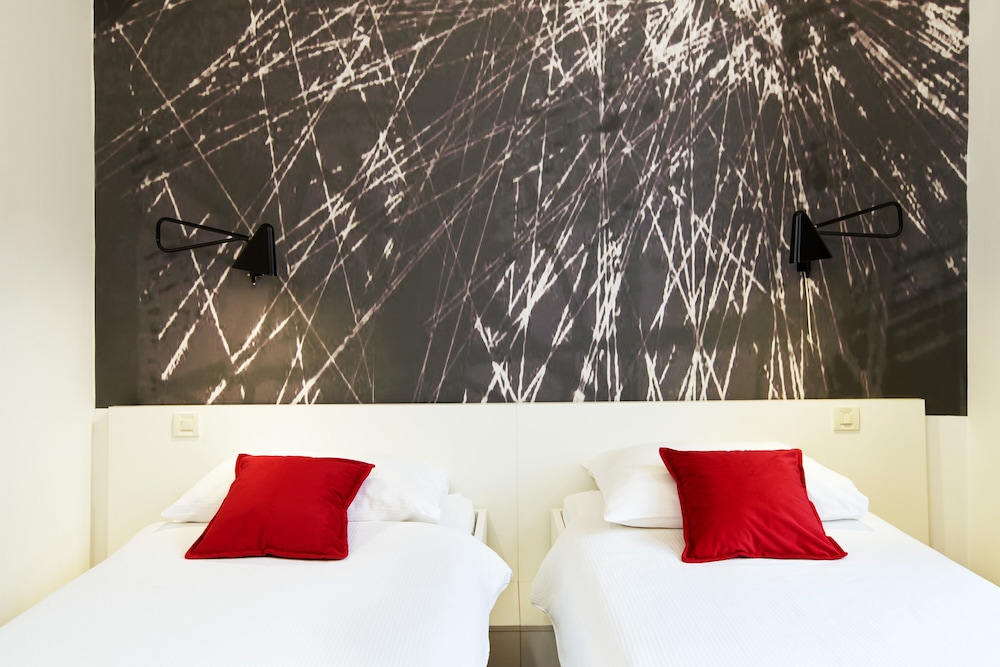 Art Hotel Like 27/59