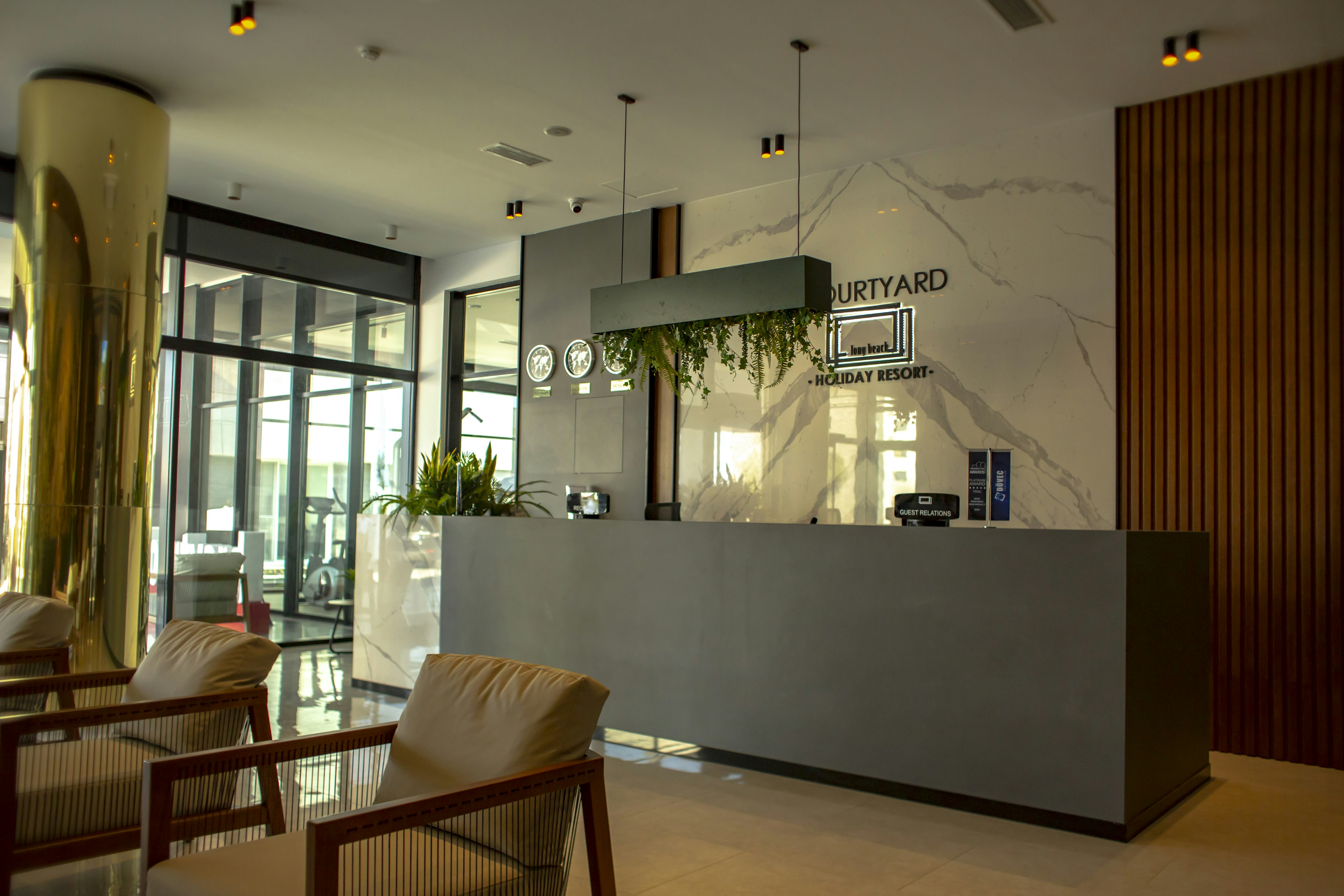 Courtyard Long Beach 8/50