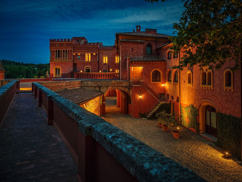 Il Castello di San Ruffino 42/50
