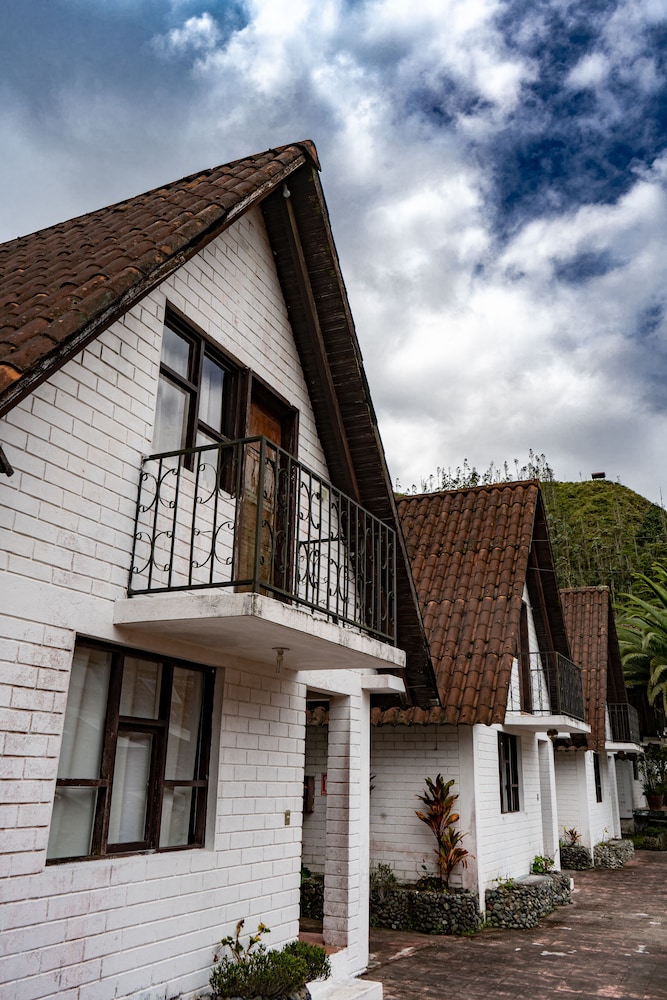 Hosteria Casa Giralda 1/64