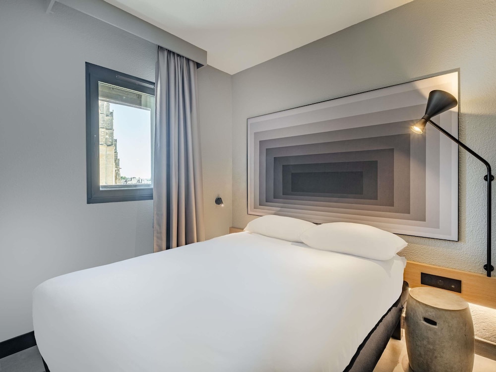 Ibis Saint Quentin Basilique 25/70