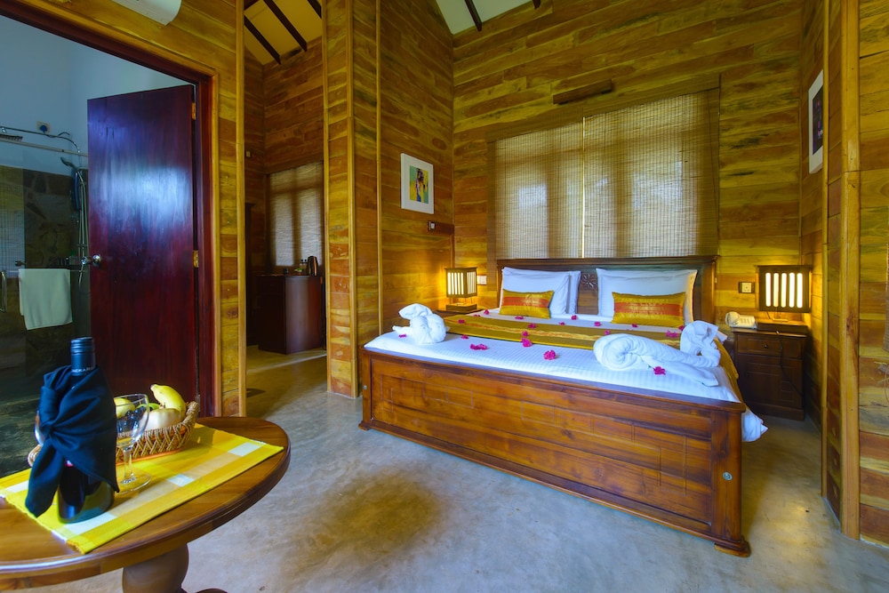 Karunakarala Ayurveda Spa & Resort 12/50