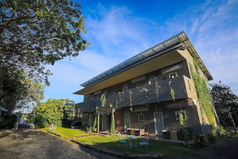 Phuket Nonnita Boutique Resort 4/69