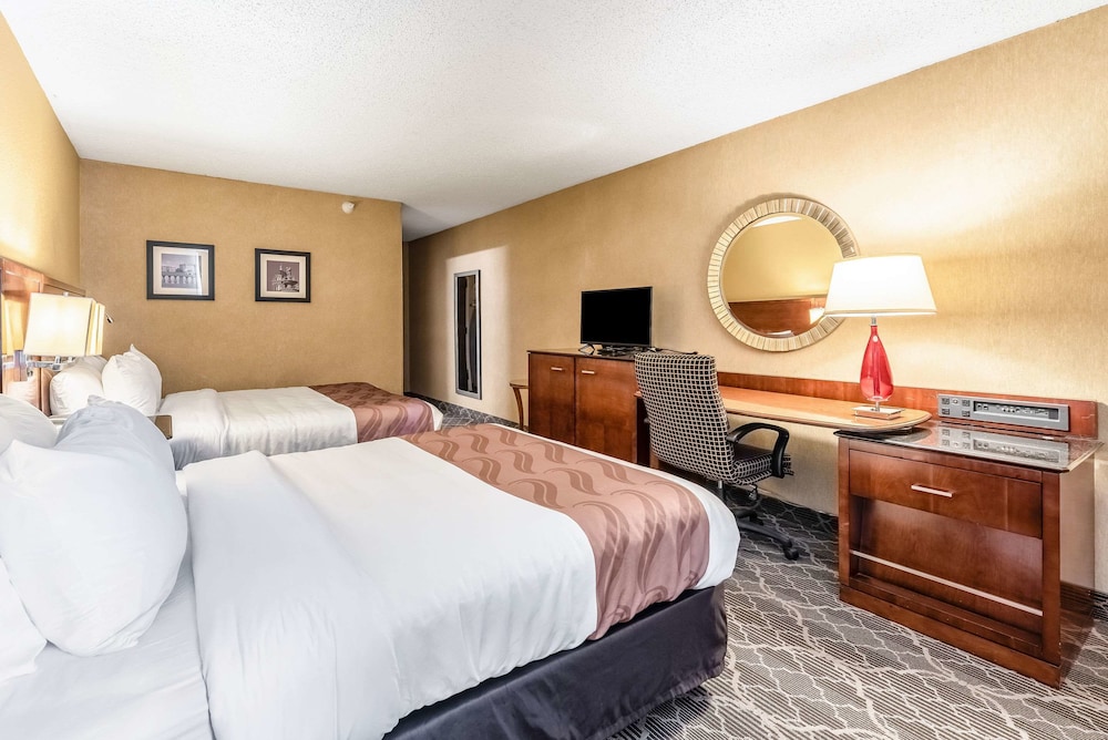 Quality Inn and Suites Brainerd MN 16/39