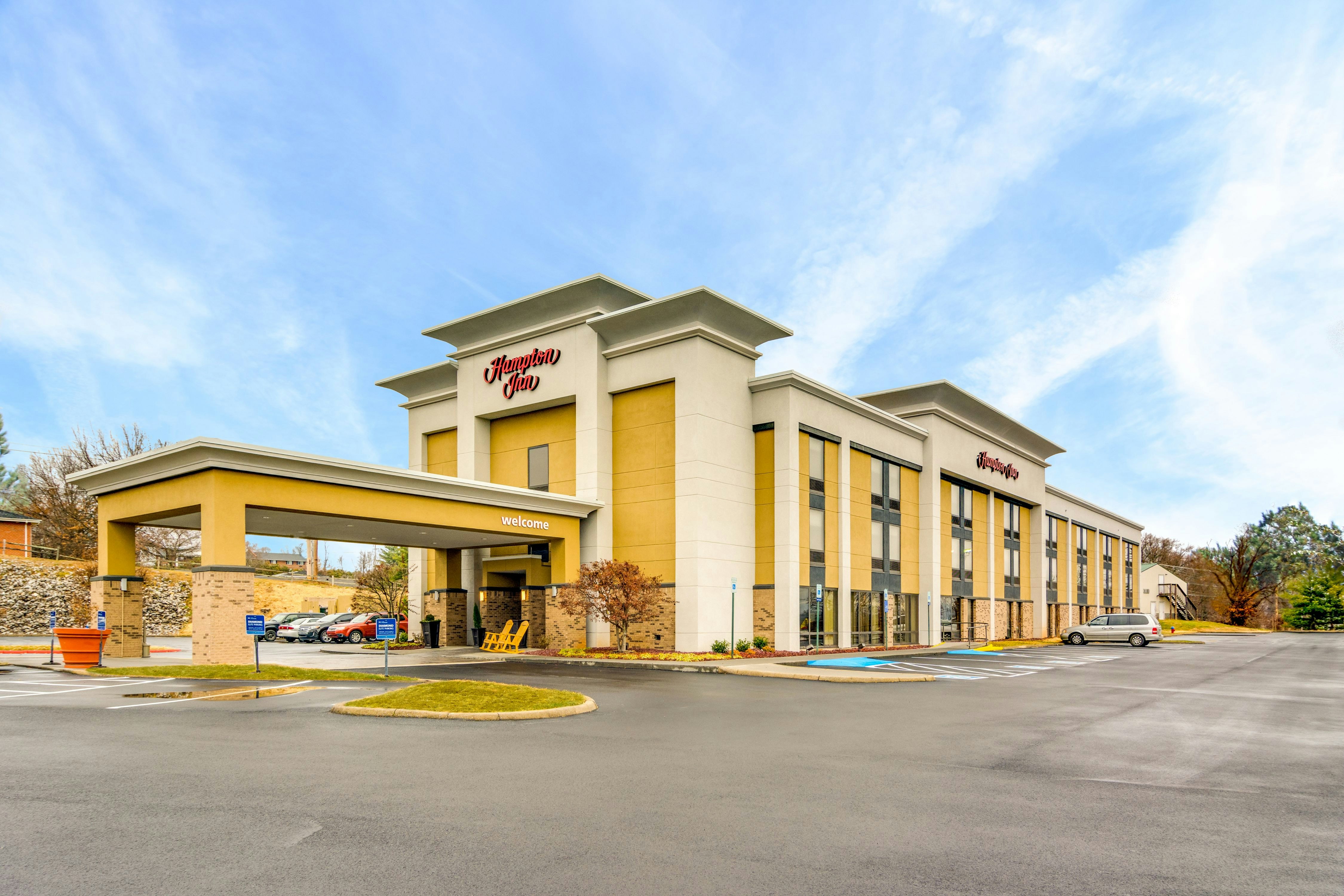 Hampton Inn Johnson City 35/37