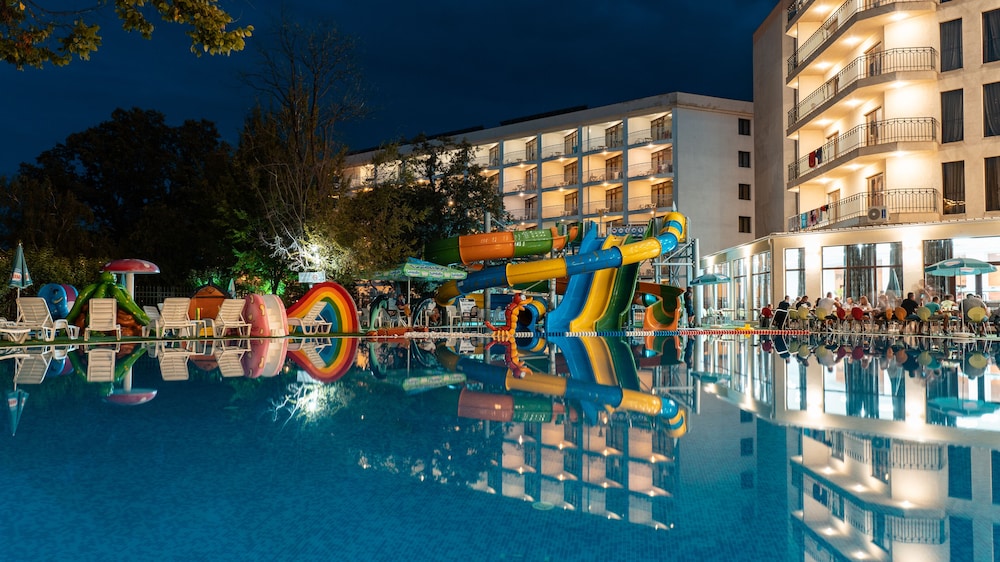 Prestige Hotel And Aquapark 6/72