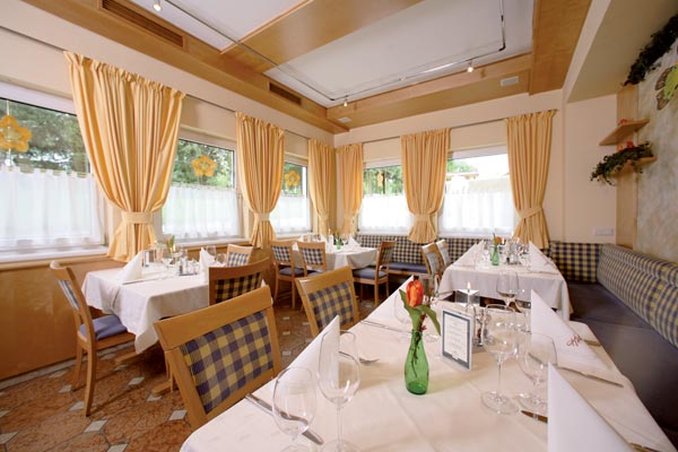 Austria Classic Holle Hotel Salzburg 13/18