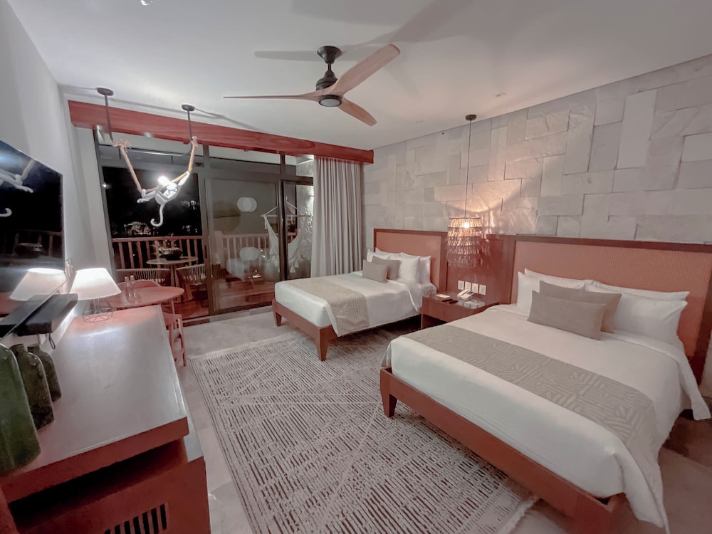 Hotel Mundo Maya 27/50