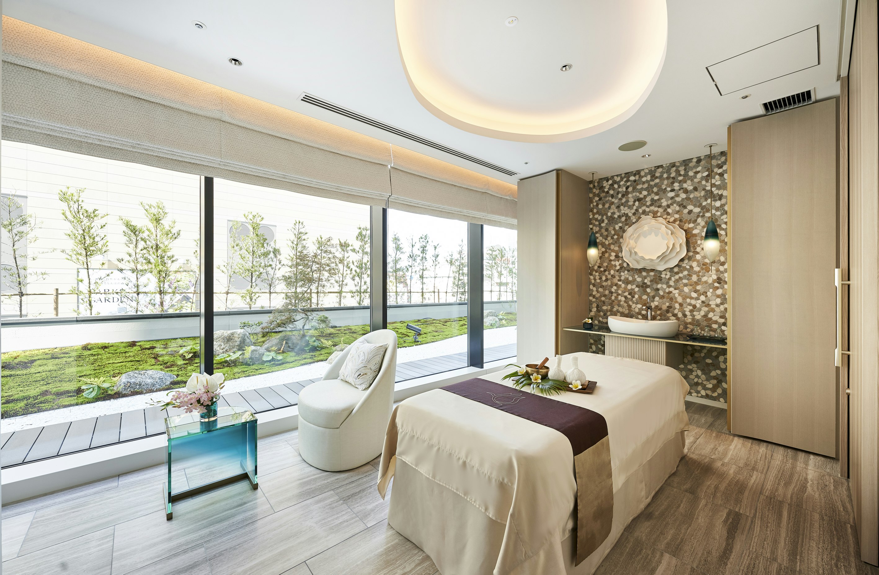 Centara Grand Hotel Osaka 25/50