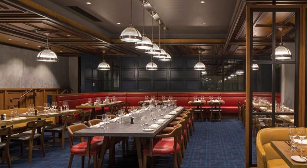 AVENUE HOTEL CANBERRA 44/59